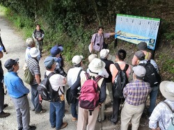 スタート地点で説明を受ける