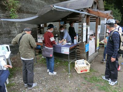 マルシェテラス　酒販組合
