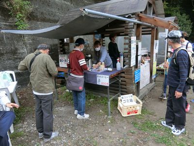 マルシェテラス　酒販組合